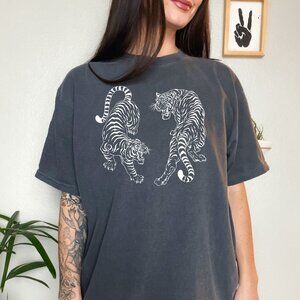 Tigers Comfort Colors Tshirt, Dark Grey Pepper